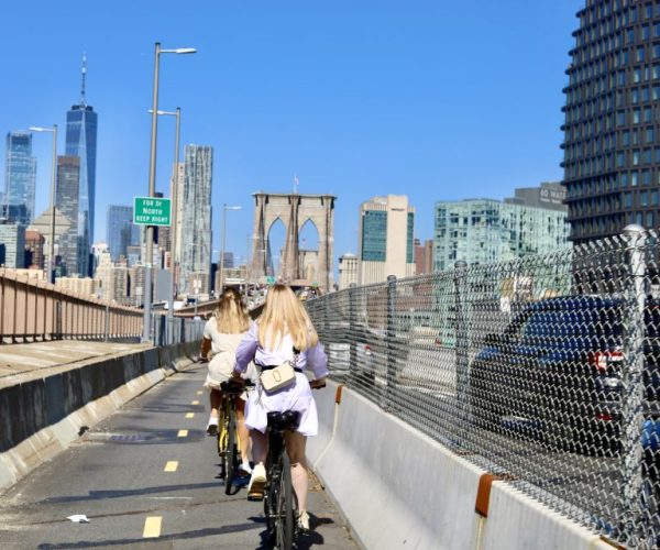 From Manhattan: 2-Hour Brooklyn Bridge Bike Tour – New York City, NY