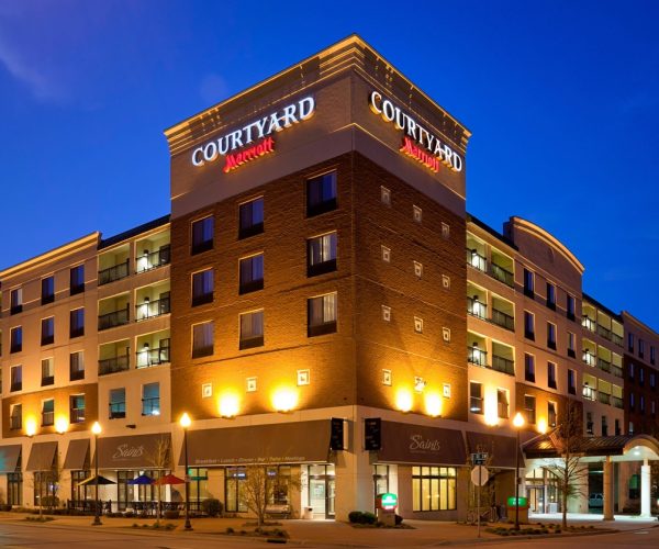 Courtyard Rochester Mayo Clinic Area/Saint Marys Hotel – Rochester, MN
