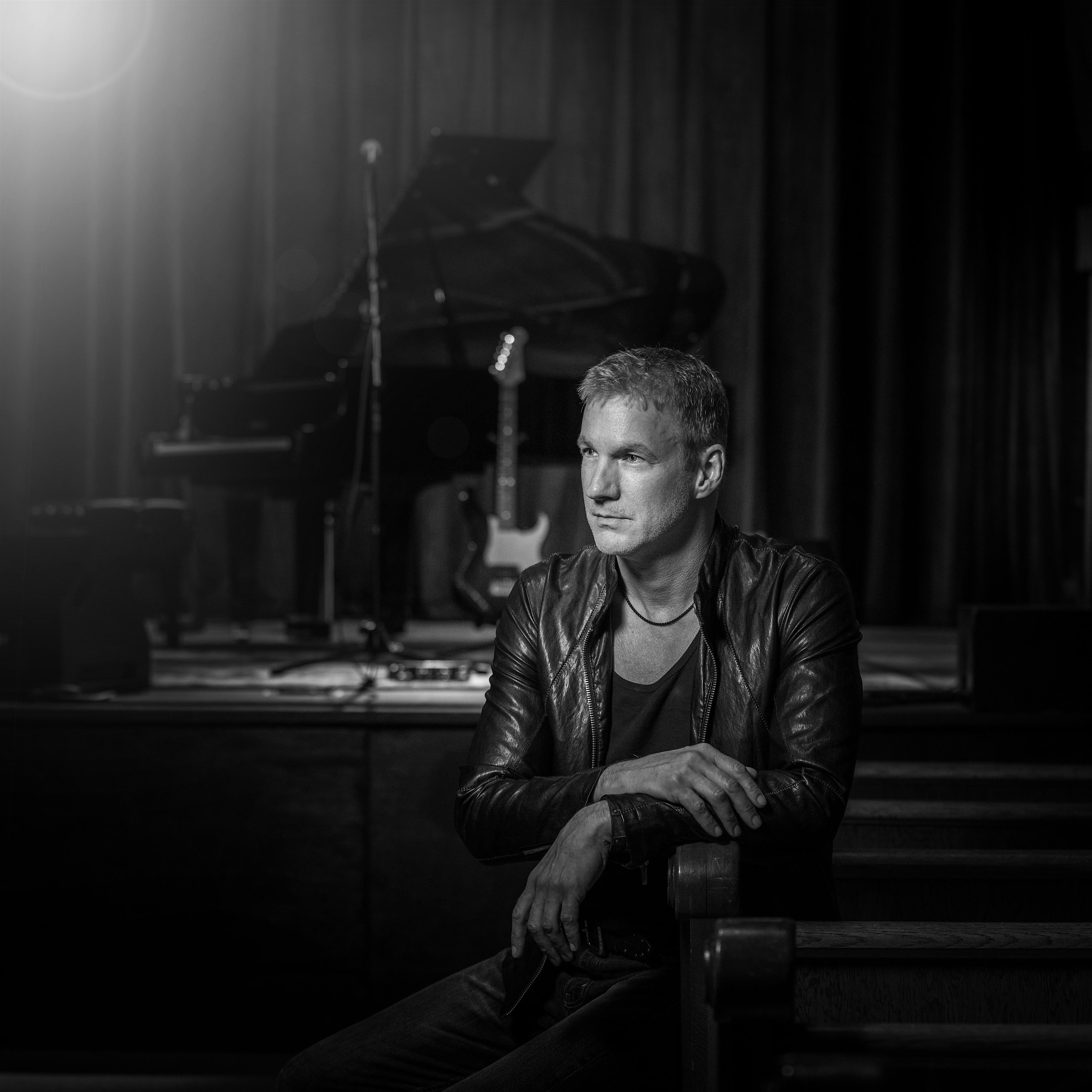 Eliot Lewis (from Hall and Oates) – Livermore, CA