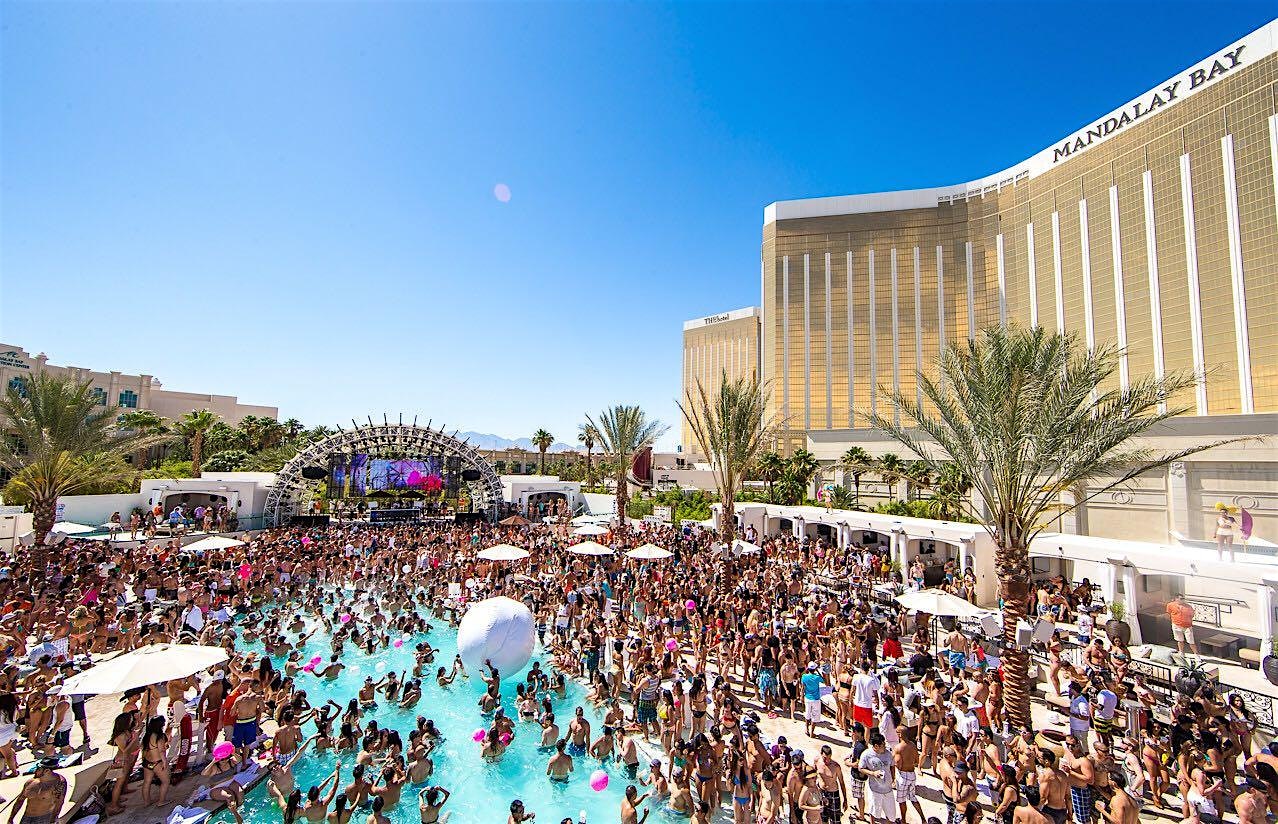 •HIP HOP POOL PARTY• @DAYLIGHT BEACH CLUB • FREE ENTRY & GIRLS FREE DRINKS – Las Vegas, NV