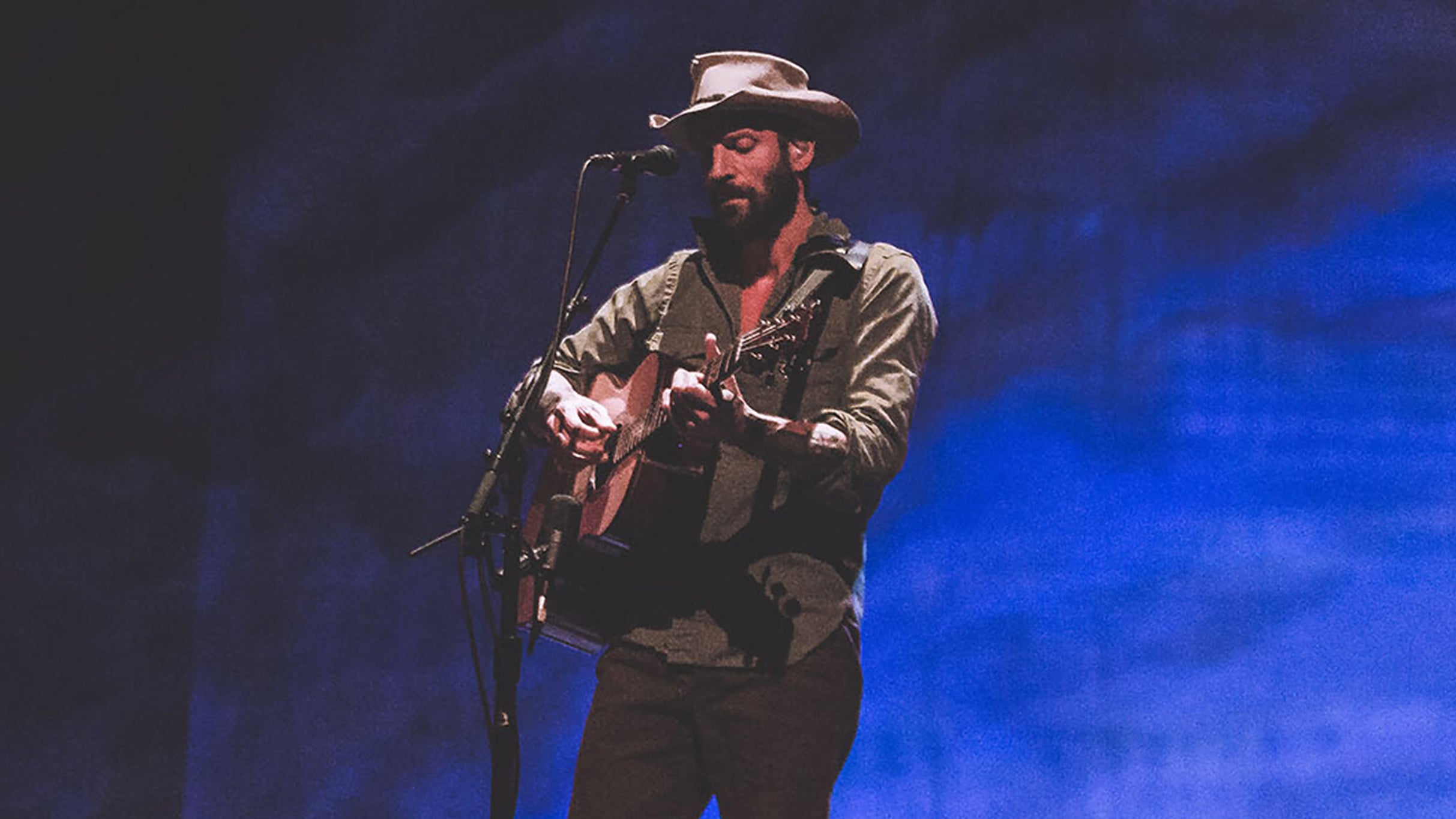 Purchase Ray LaMontagne & Gregory Alan Isakov Tickets • Happening Tuesday