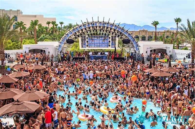 BEST EDM POOL PARTY ON SATURDAYS – Las Vegas, NV