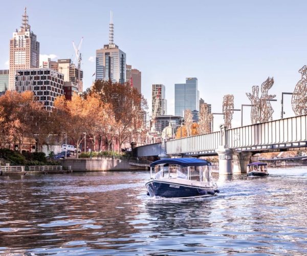 1.5Hr Yarra River Crown Flames and City Lights Cruise – Melbourne, Australia