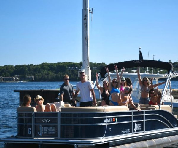 25′ Pontoon Rental – Sister Bay 9am-12pm (up to 15 people) – Eagle Bluff Lighthouse, Wisconsin