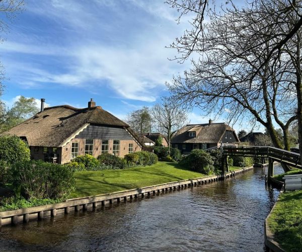 Amsterdam: Giethoorn, Zaanse Schans Tour With Small Group – North Holland, Netherlands