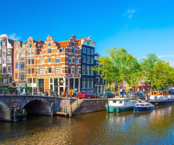 Amsterdam Old Town Highlights Private Guided Walking Tour – North Holland, Netherlands