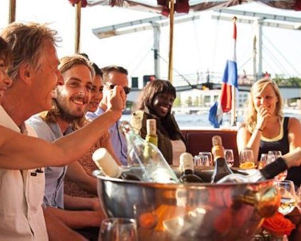 Amsterdam: Private Luxury Cruise with Pizza and Drinks – North Holland, Netherlands