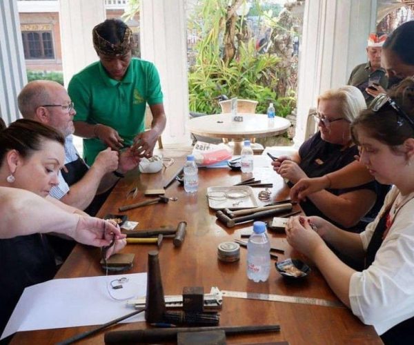 Bali Silver Jewelry Making Class and Uluwatu Tour – Bali, Indonesia