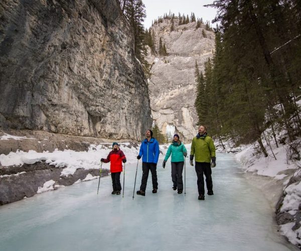 Banff: Grotto Canyon Icewalk – Canmore, Canada