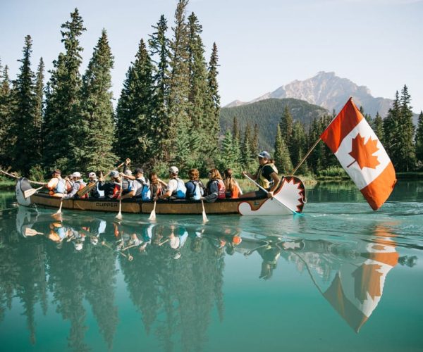 Banff National Park: Big Canoe River Explorer Tour – Alberta, Canada