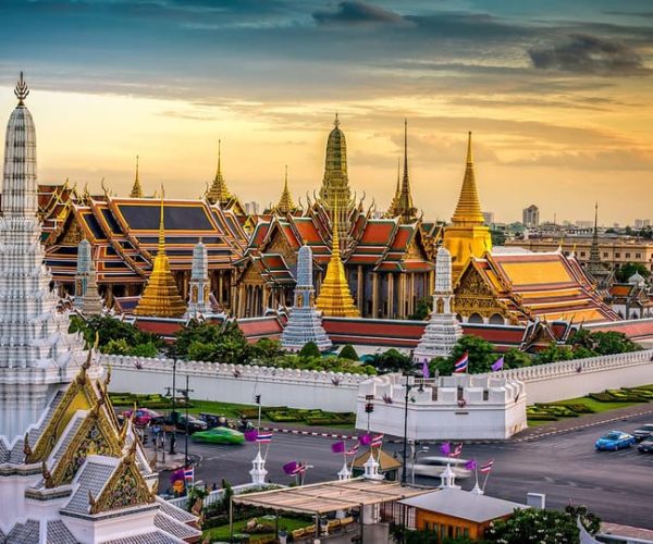 Bangkok Highlight Temple Private Tour – Central Thailand, Thailand