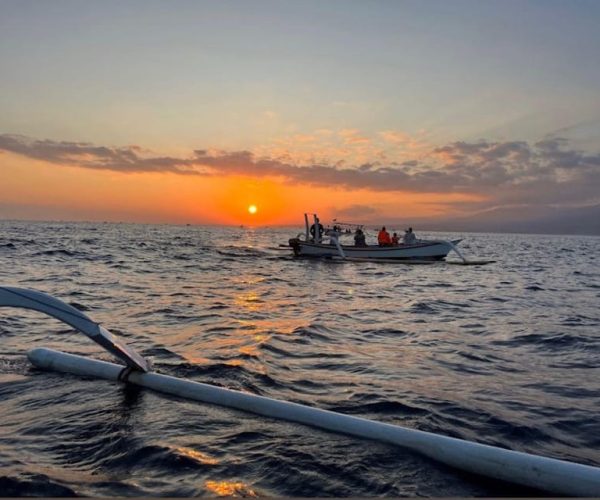 Best Lovina Sunrise Dolphin Private Boat – Lovina, Indonesia