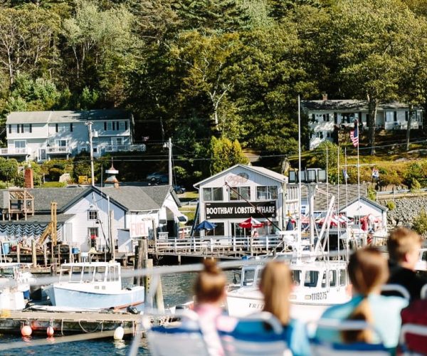 Boothbay Harbor Cruise: Lighthouses, Lobster Haul, and Seals – Maine, United States