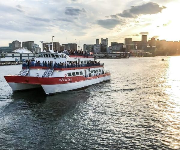 Boston: Boston Harbor Sunset Cruise – Boston, Massachusetts