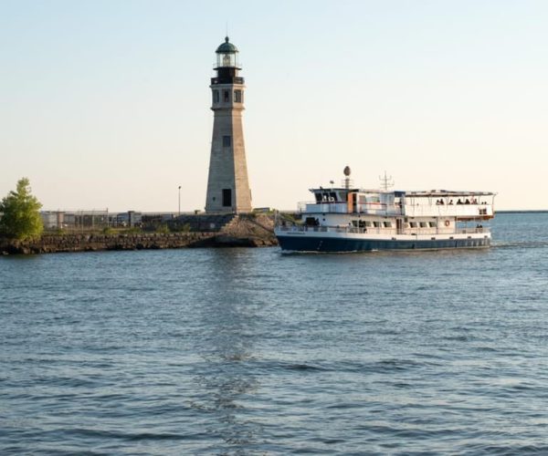 Buffalo: Guided Walking Tour w/ Naval Park and River Cruise – Buffalo, New York