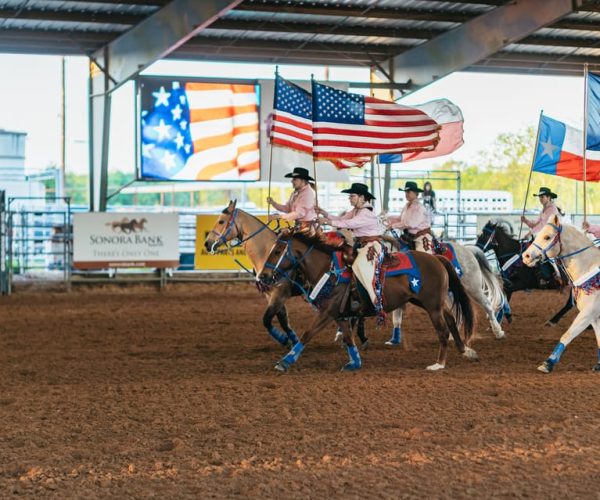 Bulverde: Saturday Night Rodeo General Admission Ticket – Tejas Rodeo & Steakhouse, Texas