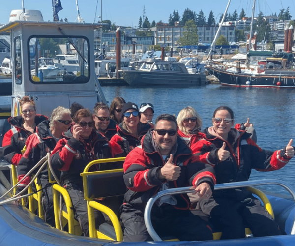 Campbell River: Whale Watching Zodiac Boat Tour with Lunch – British Columbia, Canada