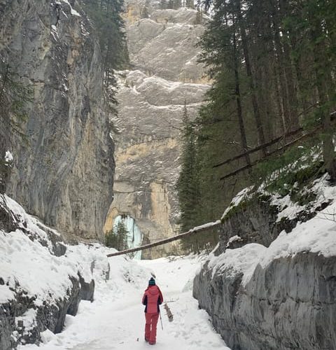 Canmore: Canyons and Cave Paintings Hiking Tour – Canadian Rockies, Canada