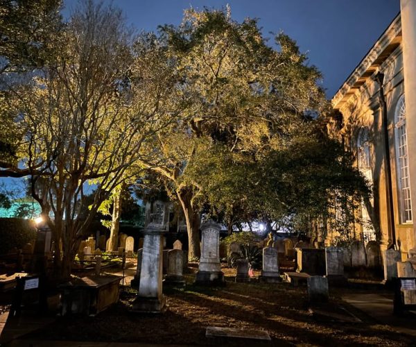 Charleston: Haunted History Tour – Learn to see a Ghost – Charleston, South Carolina