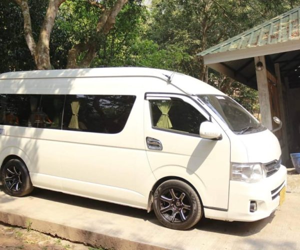 Chiang Mai: Private van with Speaking english driver – Chiang Mai, Thailand