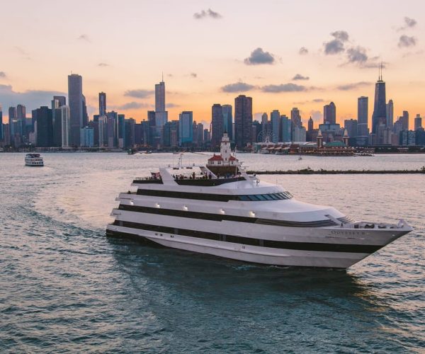 Chicago: Lake Michigan Gourmet Brunch/Lunch/Dinner Cruise – Chicago, Illinois