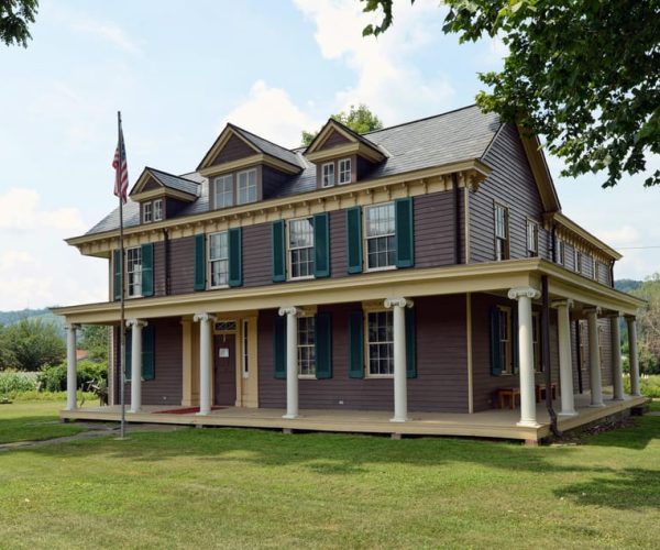 Cockayne Farmstead: Cockayne Farmhouse Guided Tour – Glen Dale, West Virginia