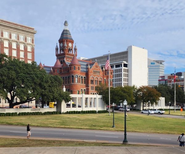 Dallas: Historic Downtown Audio Self-Guided Walking Tour – Dallas, Texas