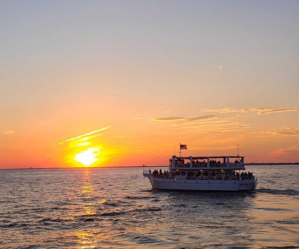 Destin: Sunset Dolphin Cruise – Destin, Florida