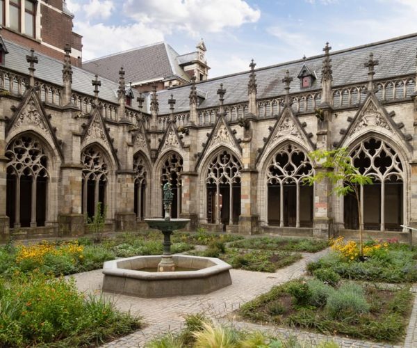 Explore Gems of Utrecht Walking Tour for Couples – Utrecht Province, Netherlands