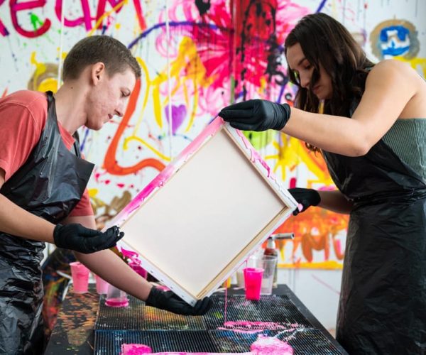 Fluid Art Private Experience – Chicago, Illinois