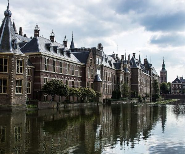 From Amsterdam: The Hague and Delft Sightseeing Tour – South Holland, Netherlands