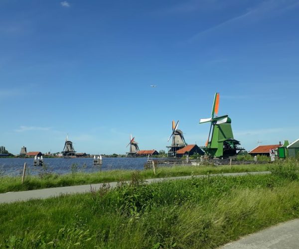 From Amsterdam: Zaanse Schans Windmills Private Tour – North Holland, Netherlands