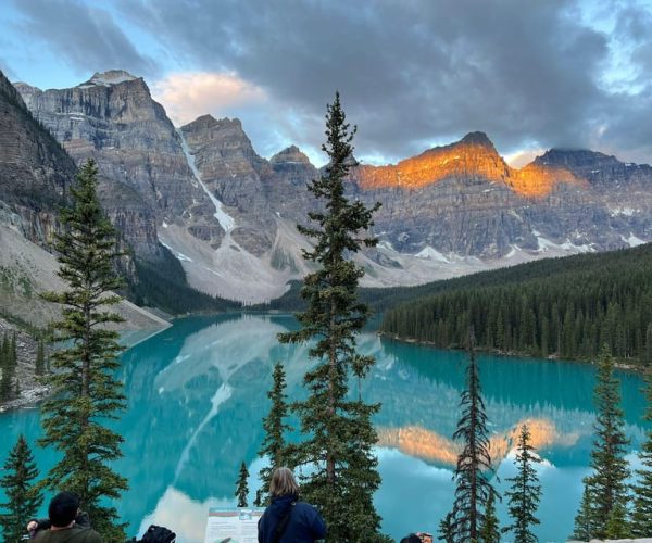 From Canmore: Sunrise Adventure Moraine Lake & Lake Louise – Fairmont Chateau Lake Louise, Canada