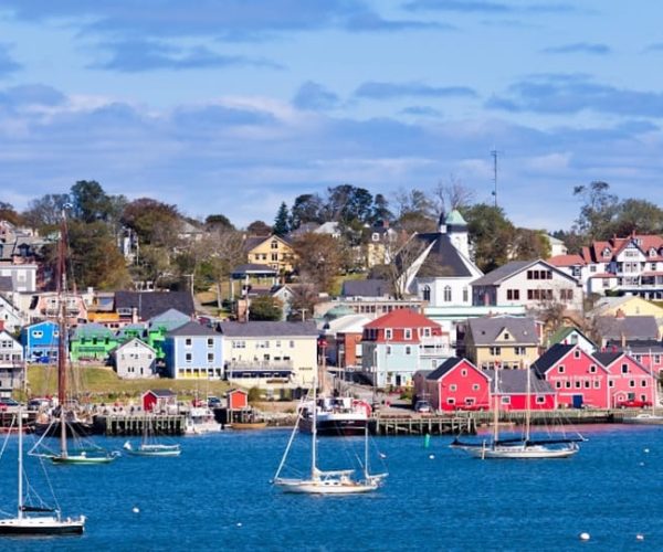 From Halifax: Small Group Lunenberg Express Tour – Nova Scotia, Canada