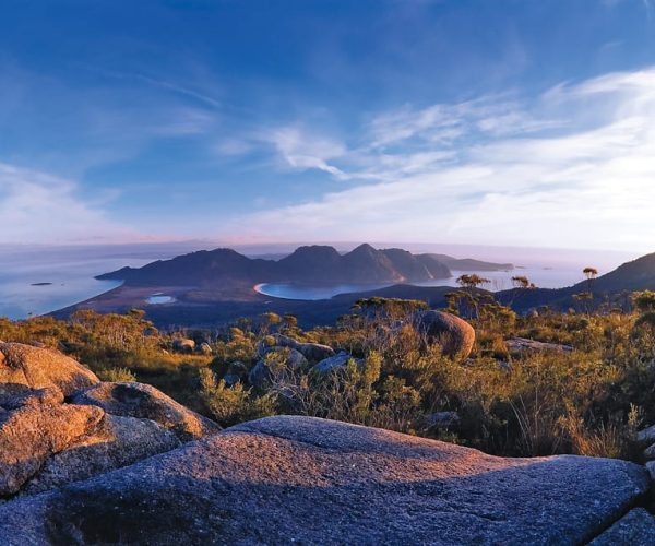 From Hobart: 4-Day Guided Freycinet National Park Walk – Coles Bay, Australia