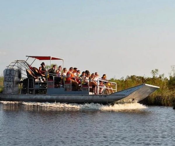 From New Orleans: Airboat Adventure Tour with Transport – Louisiana, United States