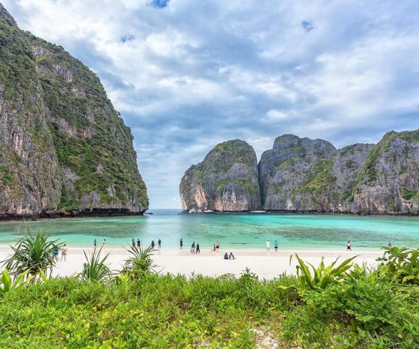 From Phuket: Phi Phi, Maya Bay, & Khai Islands Premium Trip – Phuket, Thailand