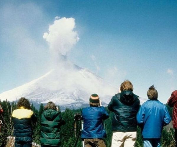 From Seattle: Mt Saint Helen Tour – Castle Rock, Washington