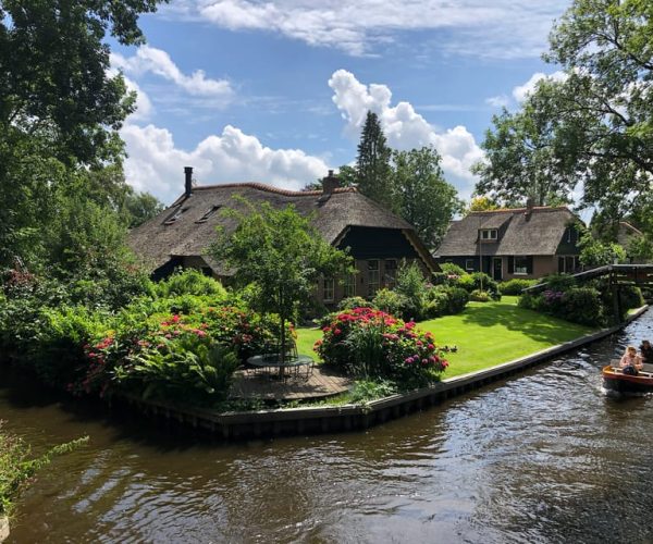 Giethoorm & Exploring the North of The Netherlands Tour – North Holland, Netherlands