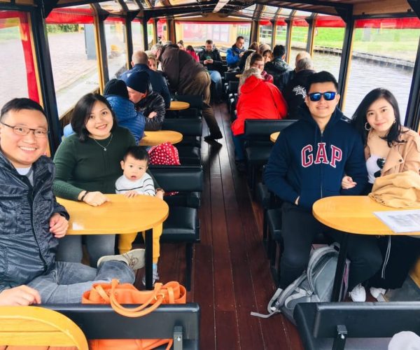 Giethoorn: Private Day Trip with Boat Tour from Amsterdam – North Holland, Netherlands