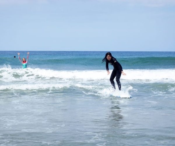 Group Surf Lesson for 5 Persons – Los Angeles, California