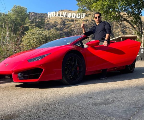 Hollywood Sign 30 Min Lamborghini tour (Drive or Be driven) – Los Angeles, California