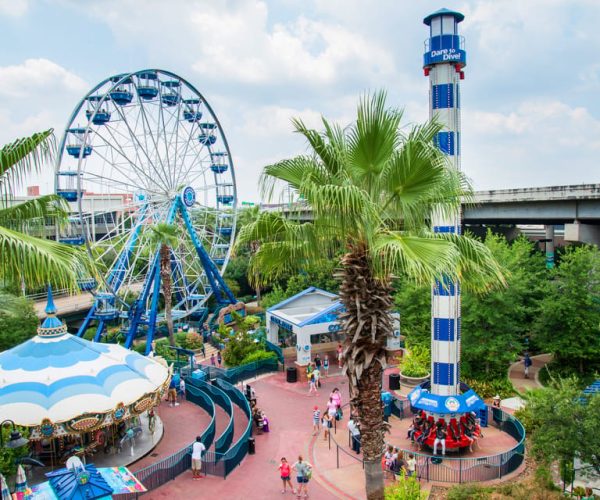 Houston: Downtown Aquarium All Day Pass – Houston, Texas