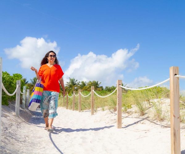 Joyful Sunny Isles Stroll: A Coastal Adventure – Miami, Florida