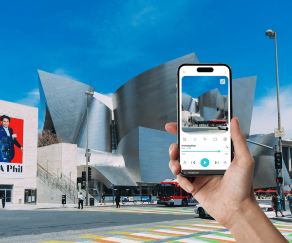 LA: Broad Museum & Downtown Walk In-App Audio Tour – Los Angeles, California