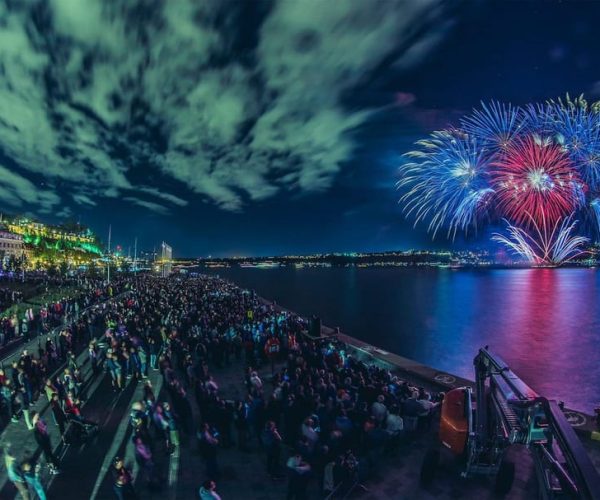 LÉVIS: Fireworks Show Reserved Seat with optionnal drinks – Levis, Canada