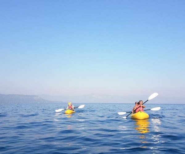 Lake Tahoe: North Shore Kayak or Paddleboard Tour – Lake Tahoe, California