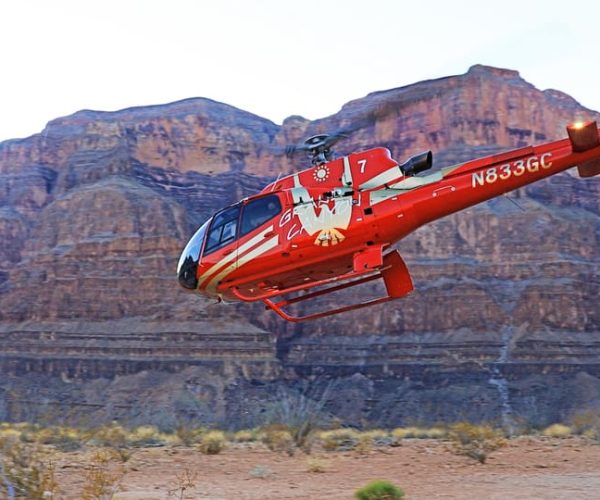 Las Vegas: Grand Canyon Helicopter Ride, Boat Tour & Skywalk – Grand Canyon West Rim, Arizona