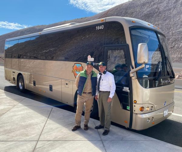 Las Vegas/Williams/Tusayan/Grand Canyon: One-Way Shuttle – Grand Canyon National Park, Arizona