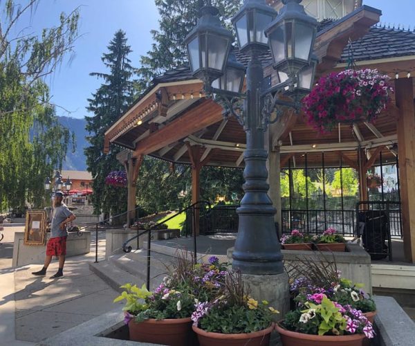 Leavenworth: Beaches & Bites Self-Guided Audio Walking Tour – Wenatchee River, Washington